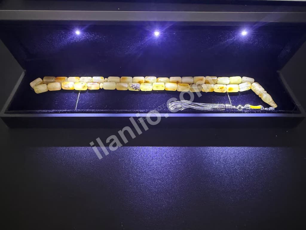4.000 TL 6 aya varan taksit! Kaya Damla Kehribar - Özel Renk 925 Gümüş Püsküllü - Işıklı Kutu